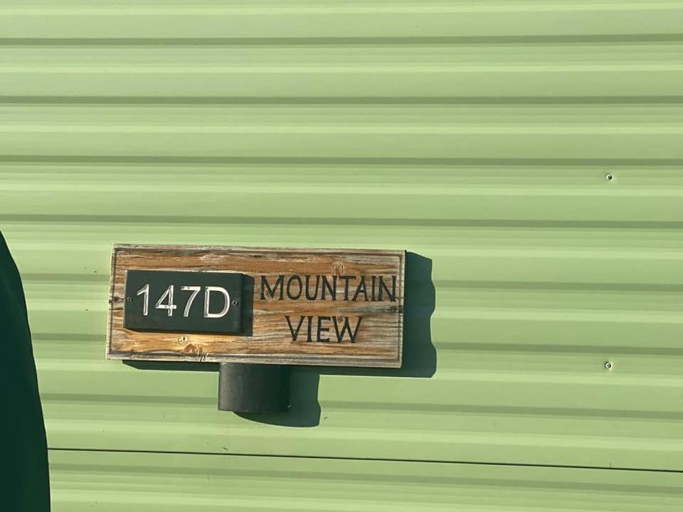 Готель Mountain View Міллом Екстер'єр фото